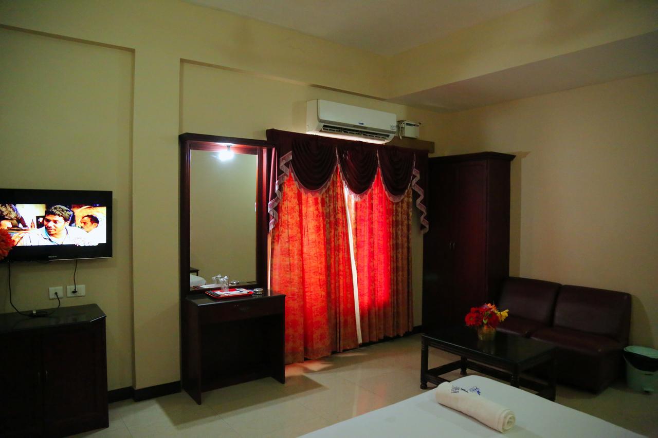 Hotel Vels Court Palni Kültér fotó